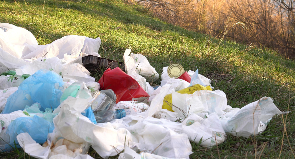 Clever easy environmental solutions to diaper your newborn